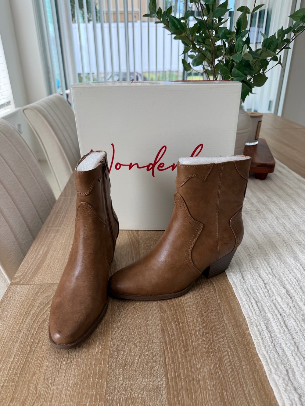 Brand New Wonderly Justice Booties